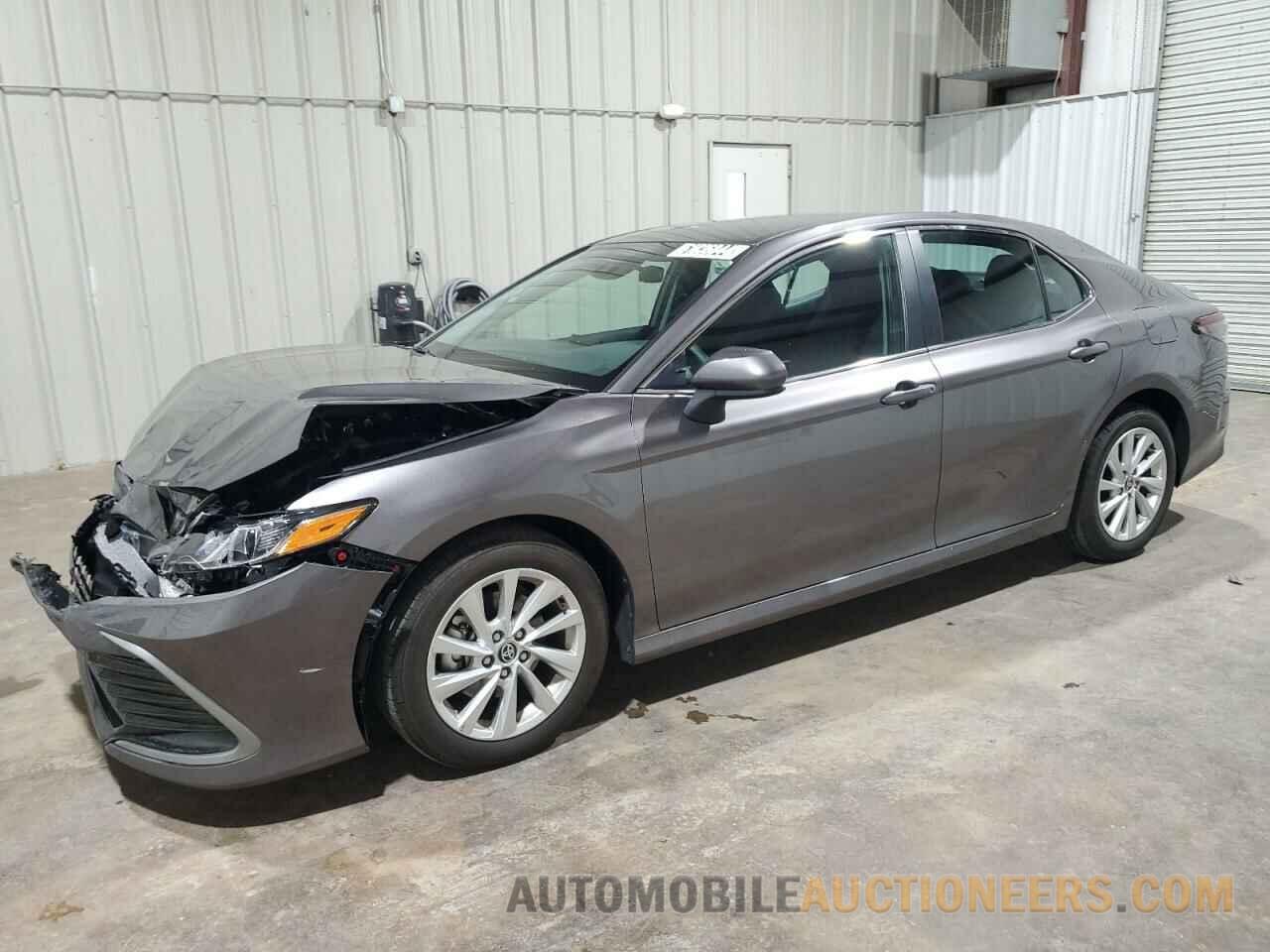 4T1C11AKXRU227567 TOYOTA CAMRY 2024