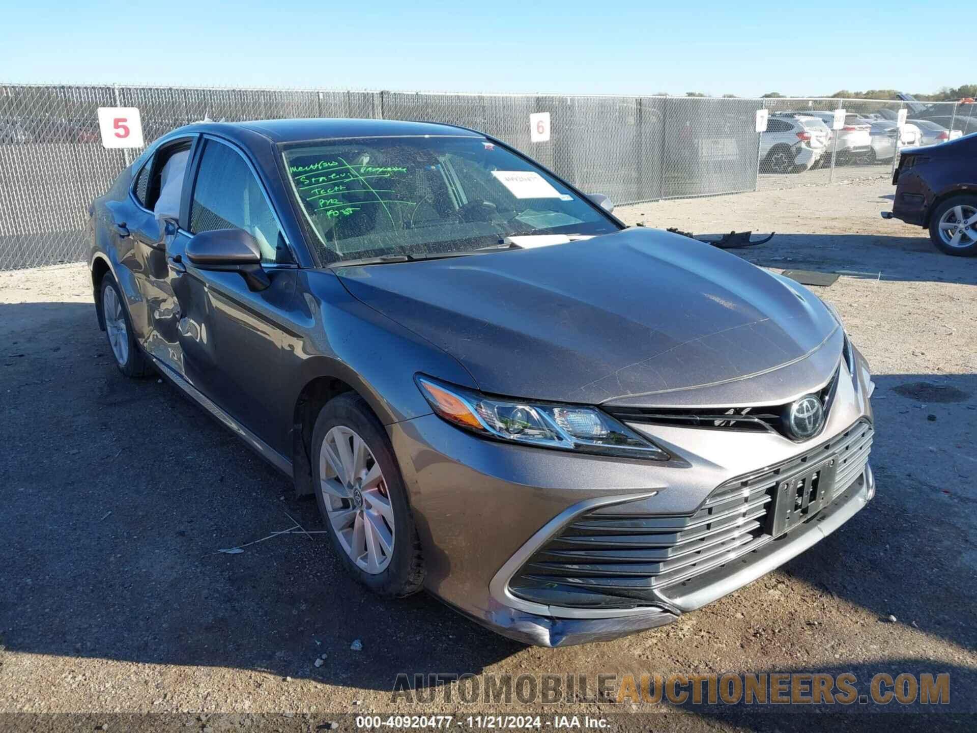 4T1C11AKXRU917836 TOYOTA CAMRY 2024