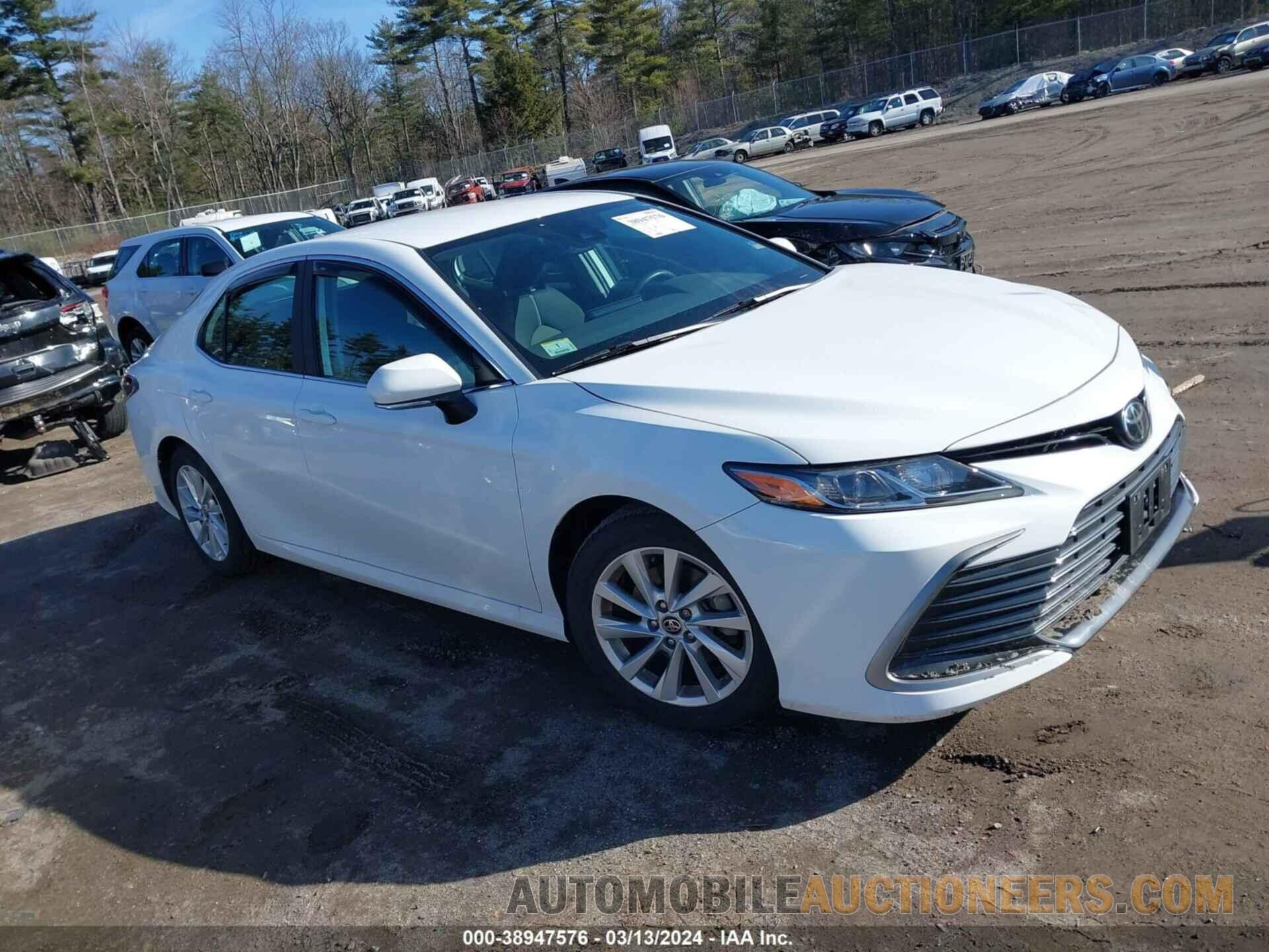 4T1C11BK0MU025005 TOYOTA CAMRY 2021