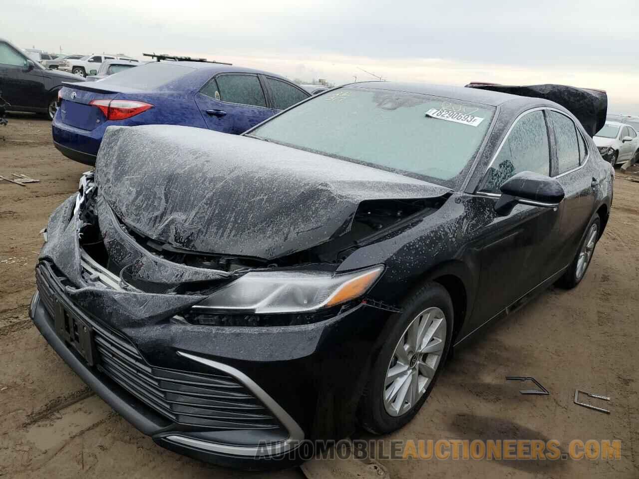 4T1C11BK0NU055736 TOYOTA CAMRY 2022