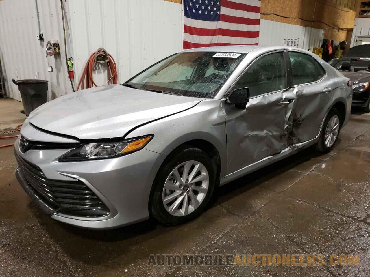 4T1C11BK1RU126769 TOYOTA CAMRY 2024