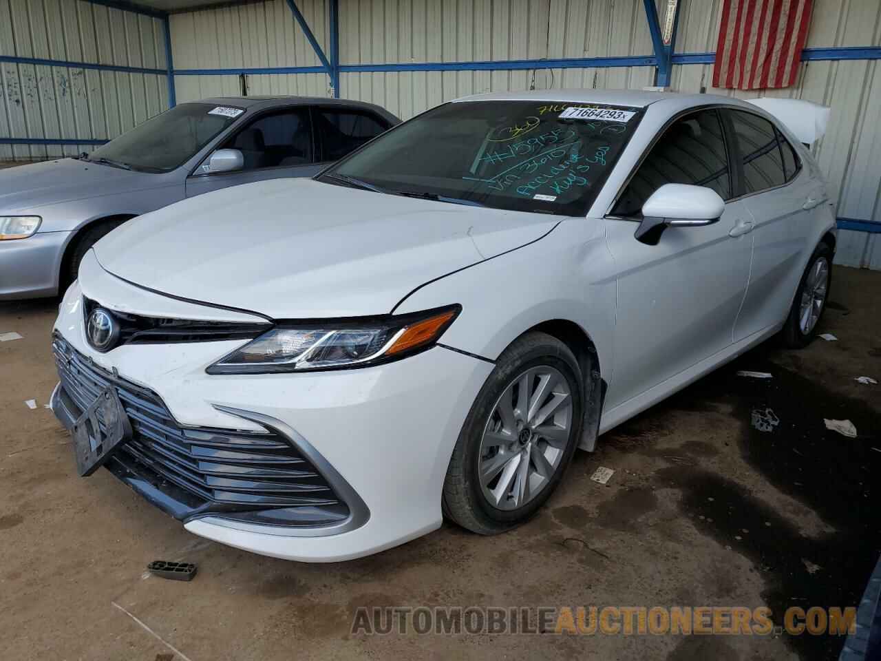 4T1C11BK2MU033610 TOYOTA CAMRY 2021