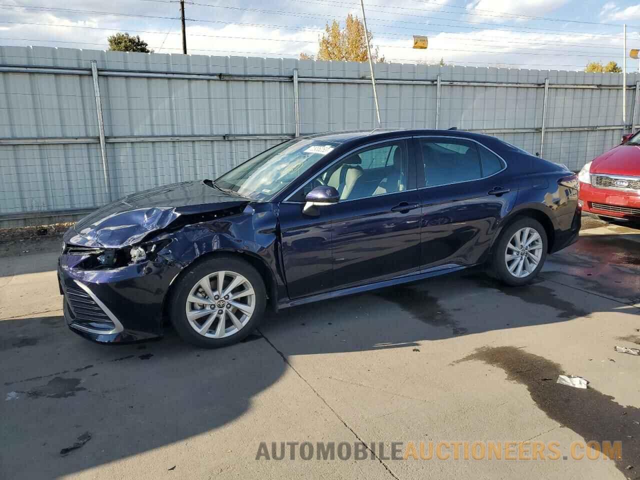 4T1C11BK2MU036071 TOYOTA CAMRY 2021