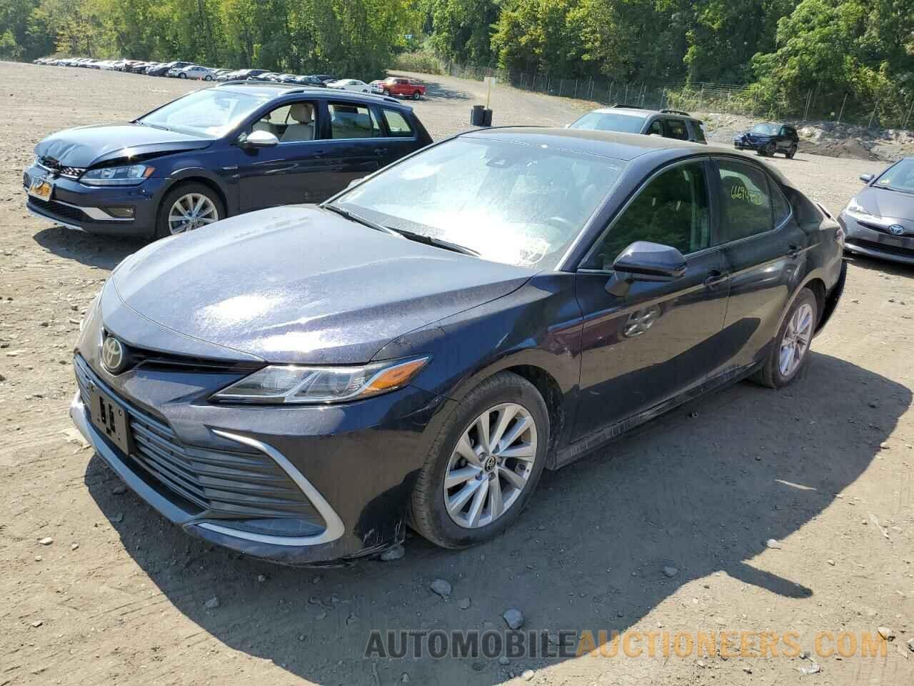 4T1C11BK3MU020218 TOYOTA CAMRY 2021