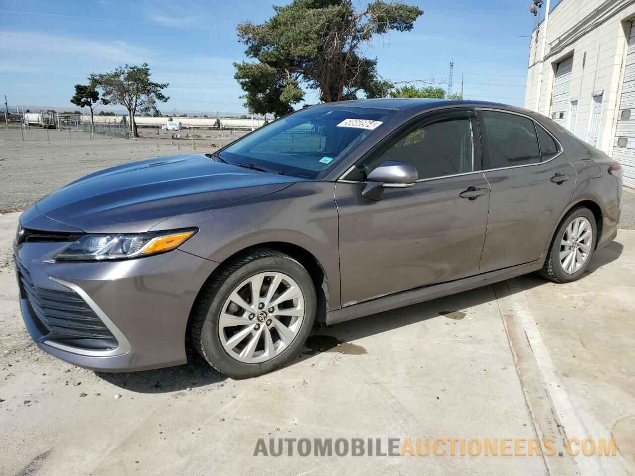 4T1C11BK3MU026715 TOYOTA CAMRY 2021