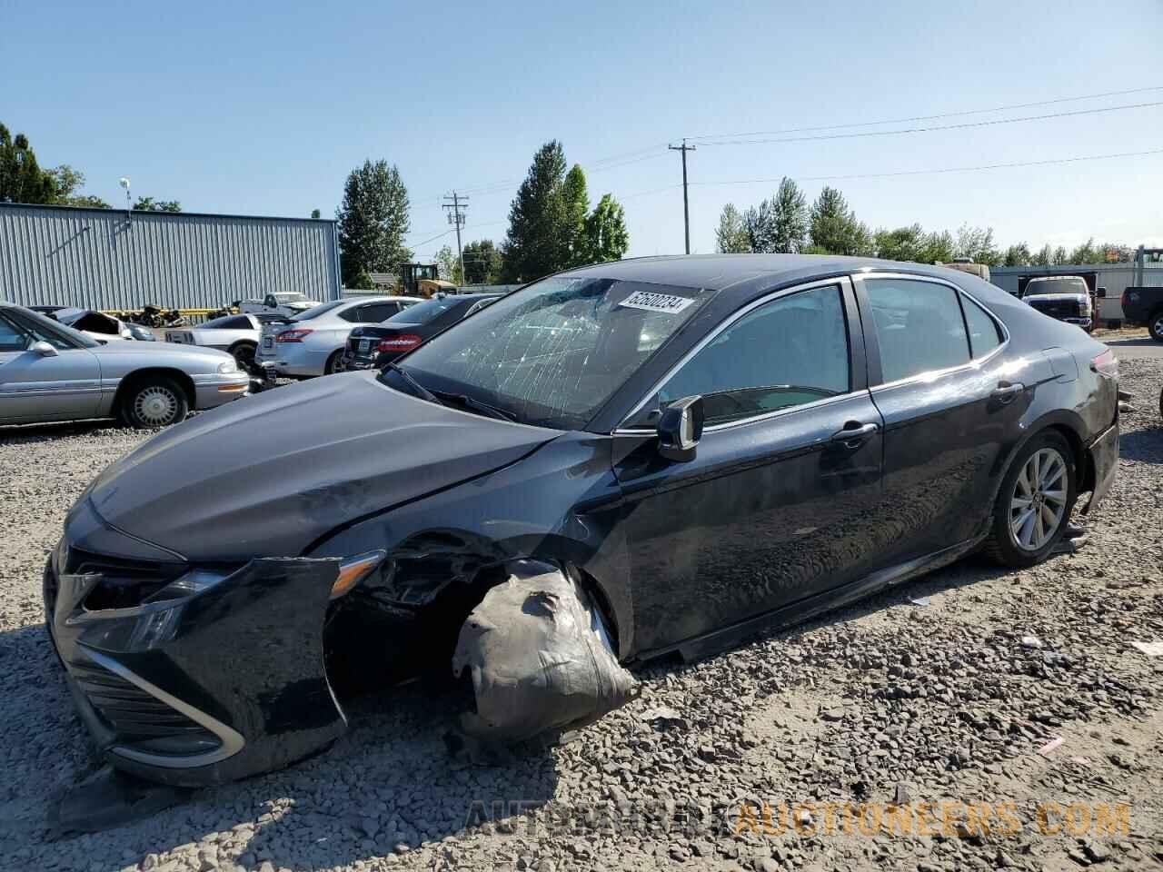 4T1C11BK3MU034717 TOYOTA CAMRY 2021