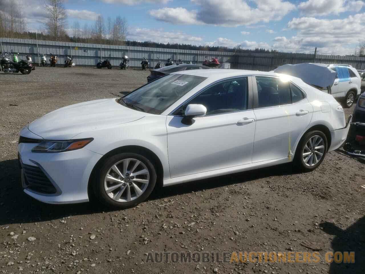 4T1C11BK4MU033608 TOYOTA CAMRY 2021