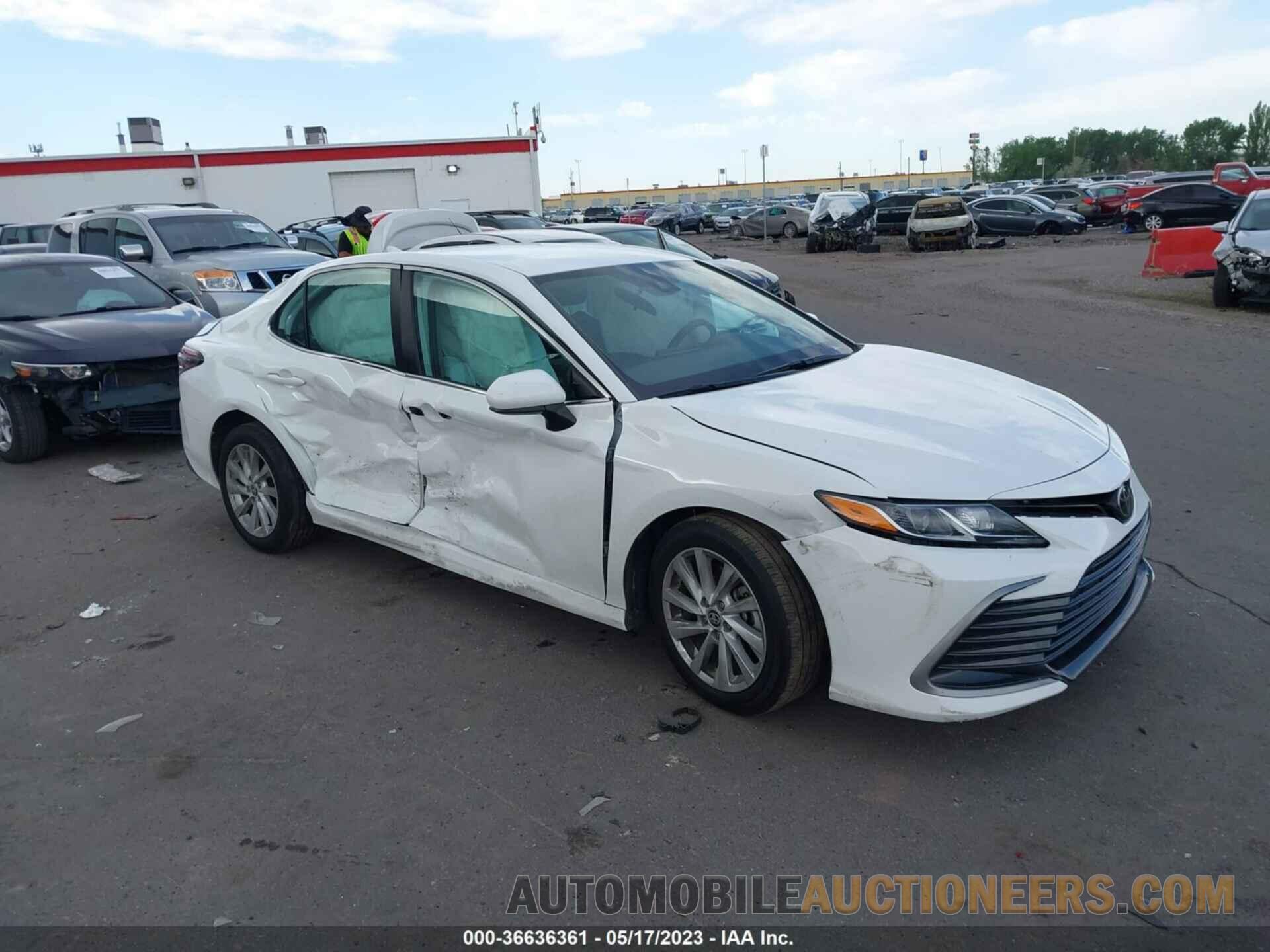 4T1C11BK4NU070255 TOYOTA CAMRY 2022