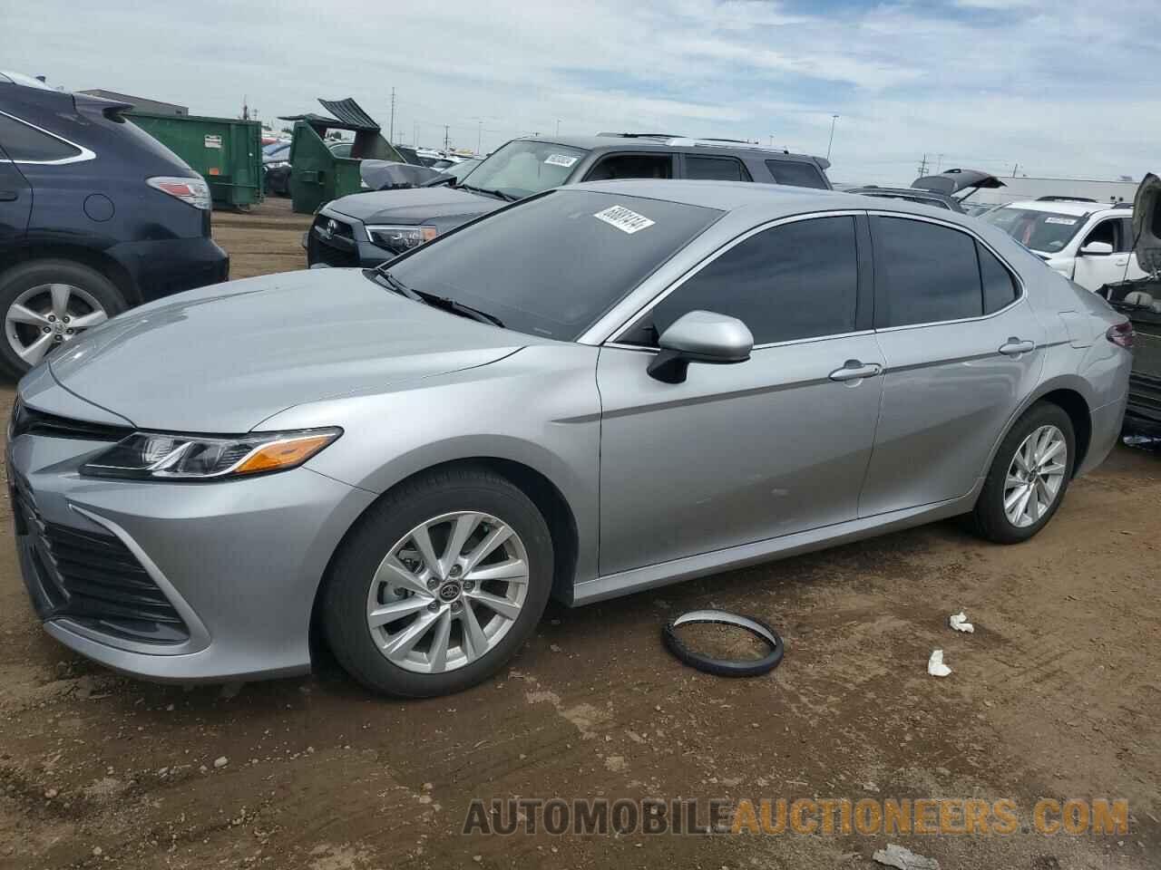 4T1C11BK4RU119105 TOYOTA CAMRY 2024