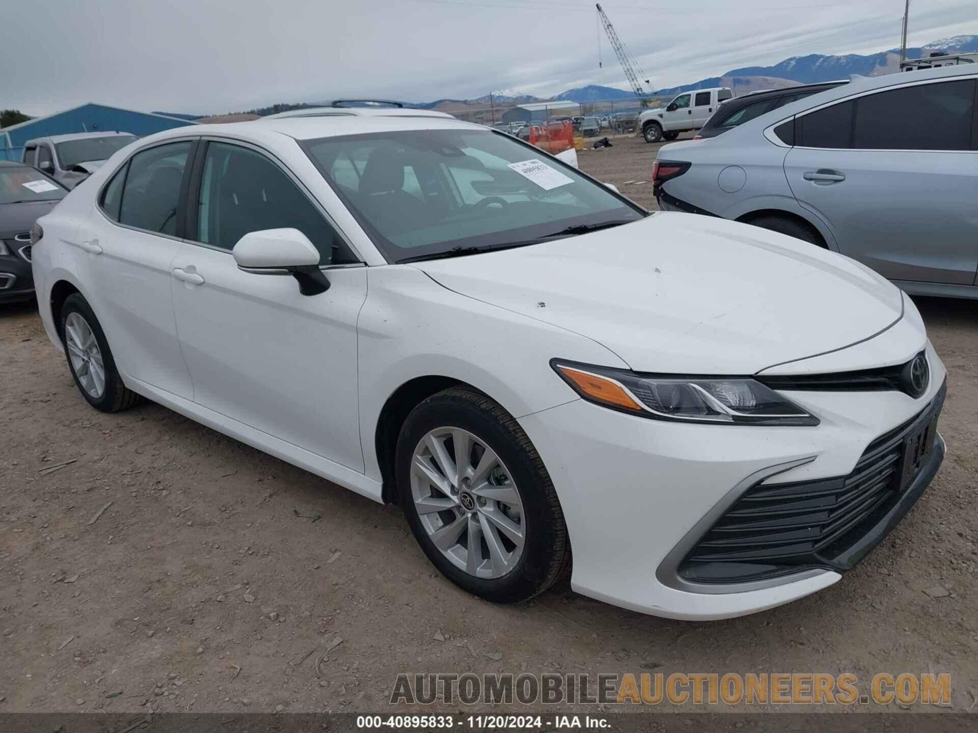 4T1C11BK5MU035898 TOYOTA CAMRY 2021