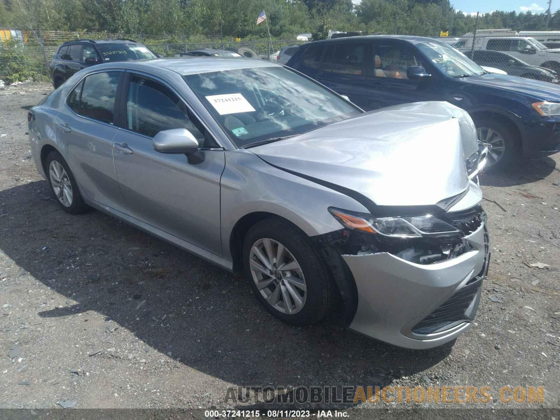 4T1C11BK5NU066389 TOYOTA CAMRY 2022