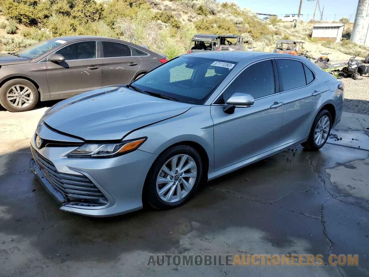 4T1C11BK6MU040222 TOYOTA CAMRY 2021