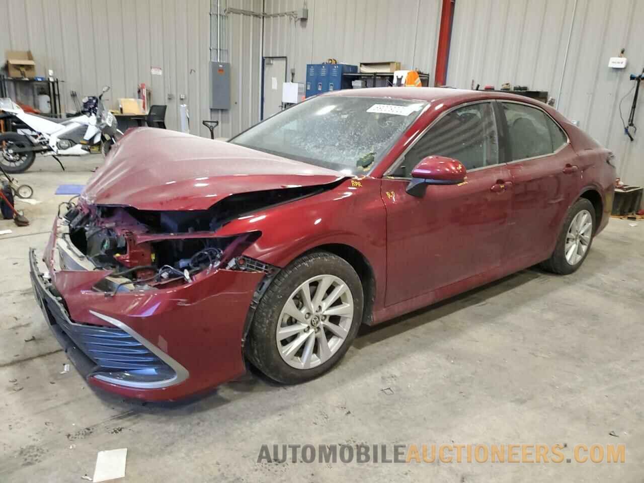 4T1C11BK6MU040978 TOYOTA CAMRY 2021