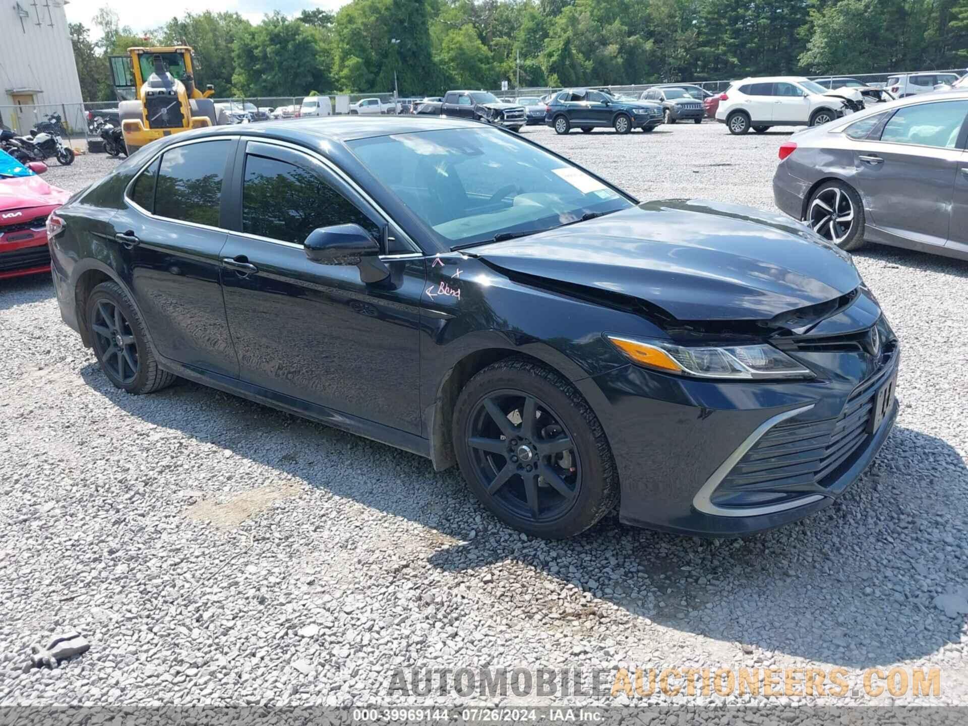 4T1C11BK6NU068314 TOYOTA CAMRY 2022