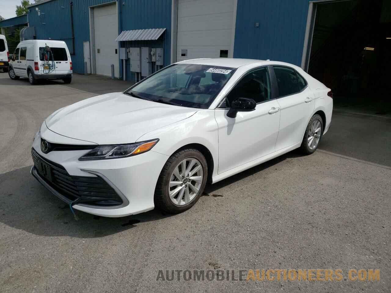 4T1C11BK7NU048038 TOYOTA CAMRY 2022