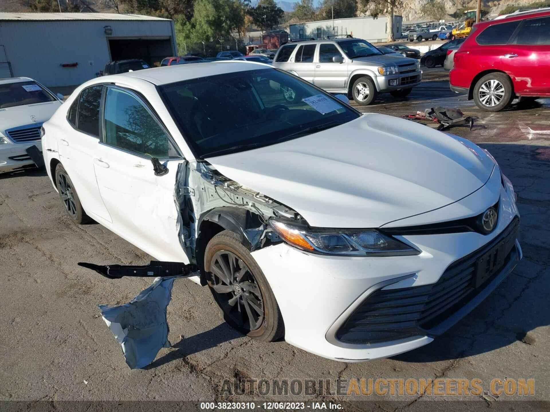 4T1C11BK7NU061615 TOYOTA CAMRY 2022