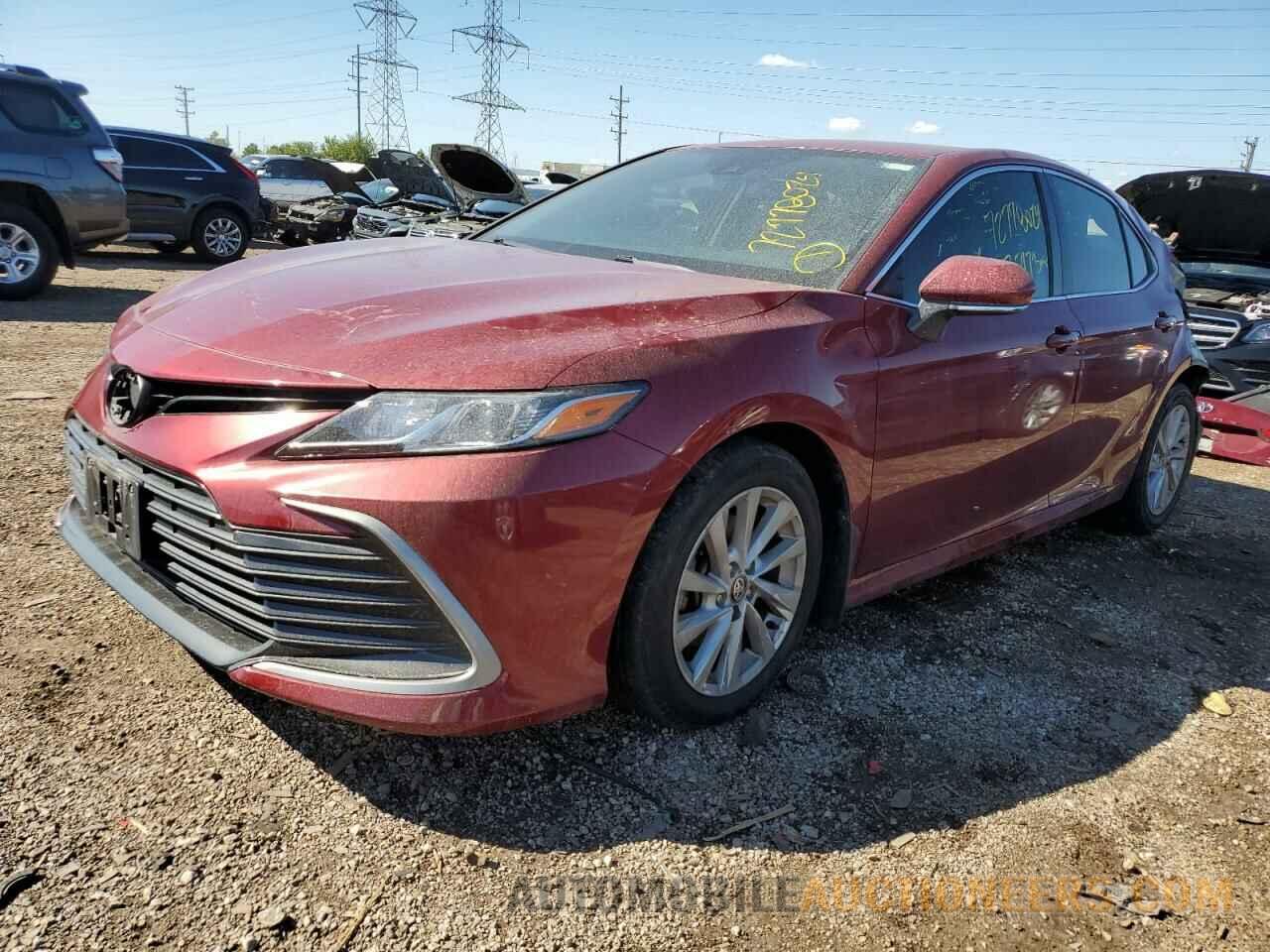 4T1C11BK8MU025897 TOYOTA CAMRY 2021