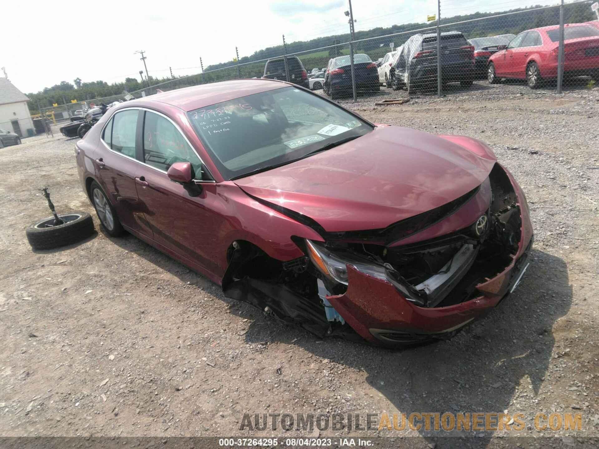 4T1C11BK8NU052552 TOYOTA CAMRY 2022