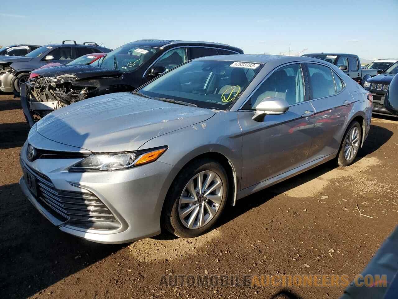 4T1C11BKXMU029076 TOYOTA CAMRY 2021