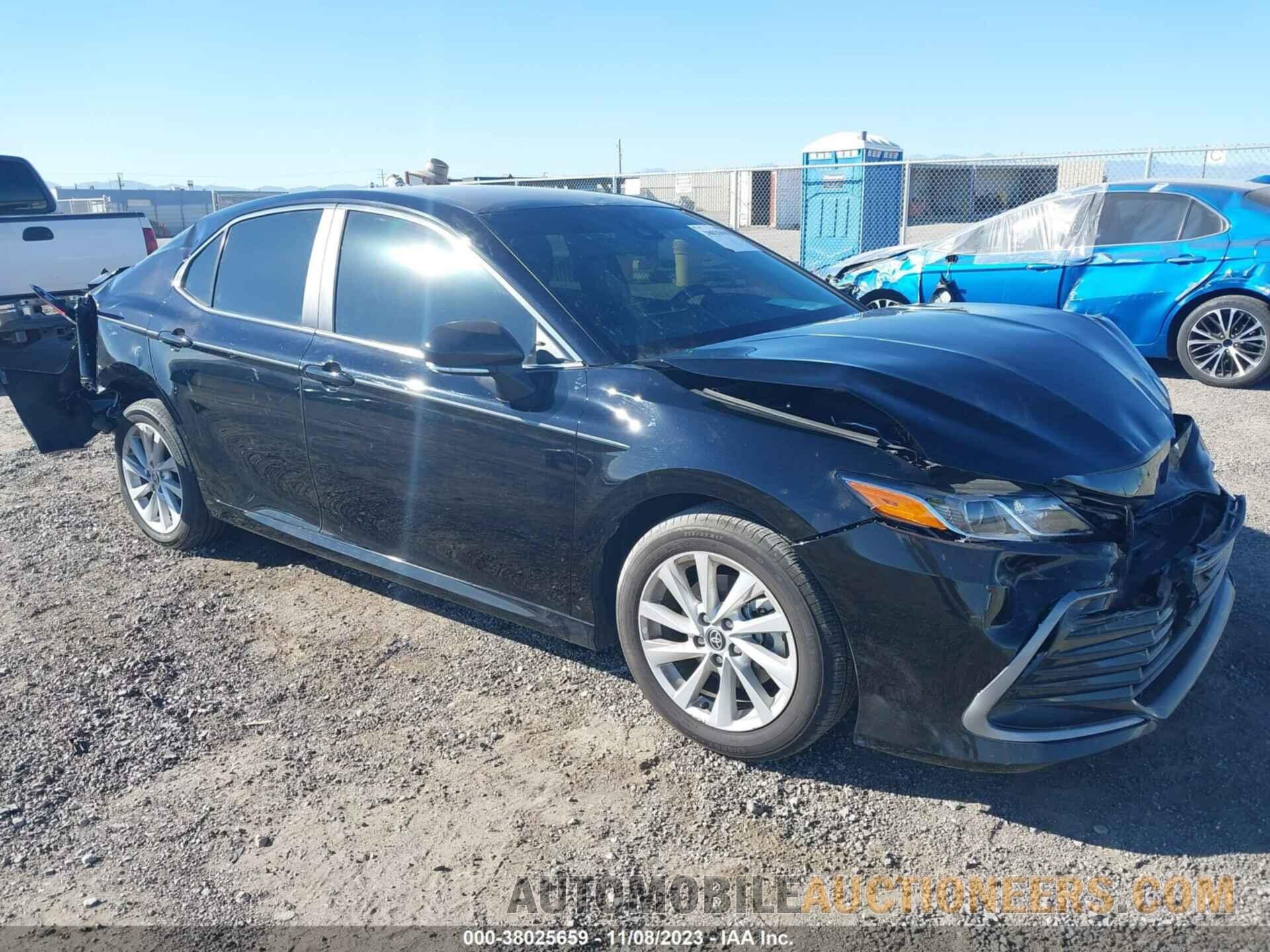 4T1C11BKXMU035136 TOYOTA CAMRY 2021