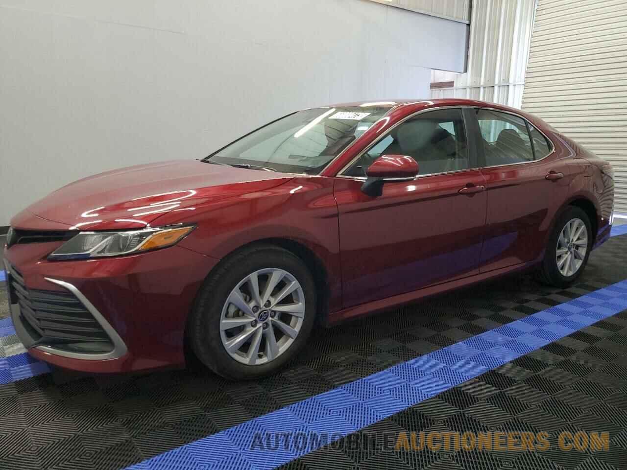 4T1C11BKXNU062225 TOYOTA CAMRY 2022