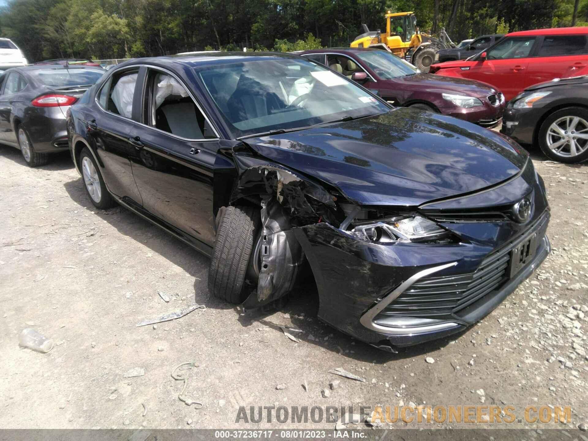 4T1C11BKXNU062340 TOYOTA CAMRY 2022