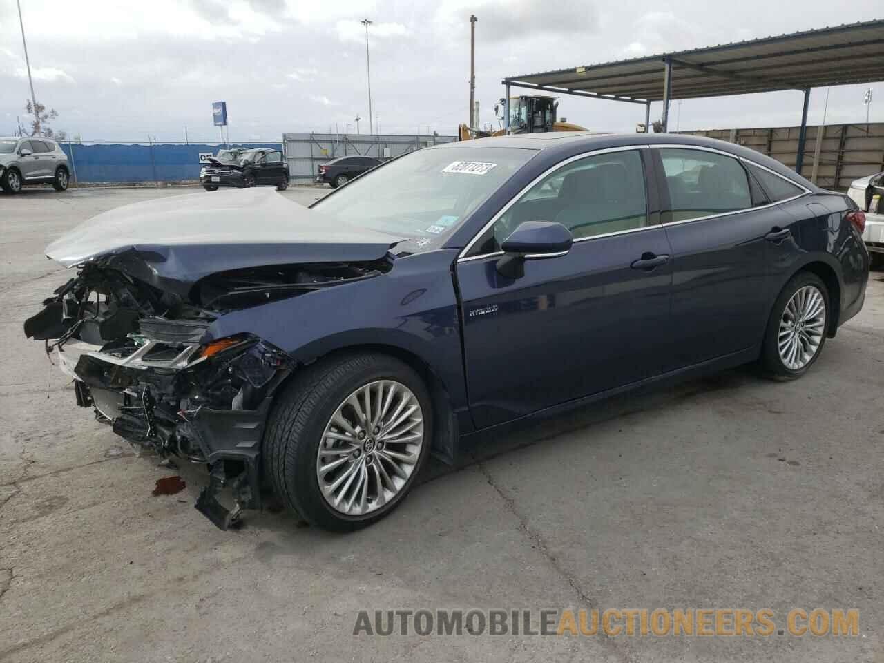 4T1C21FB8LU016817 TOYOTA AVALON 2020