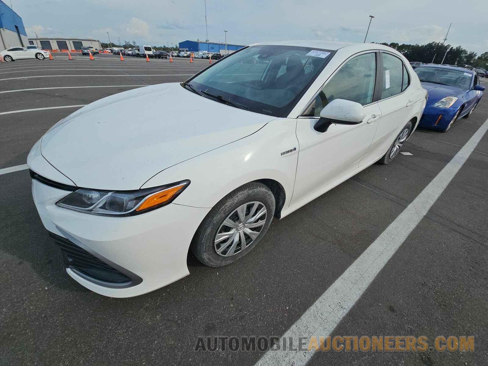 4T1C31AK8MU026916 Toyota Camry Hybrid 2021