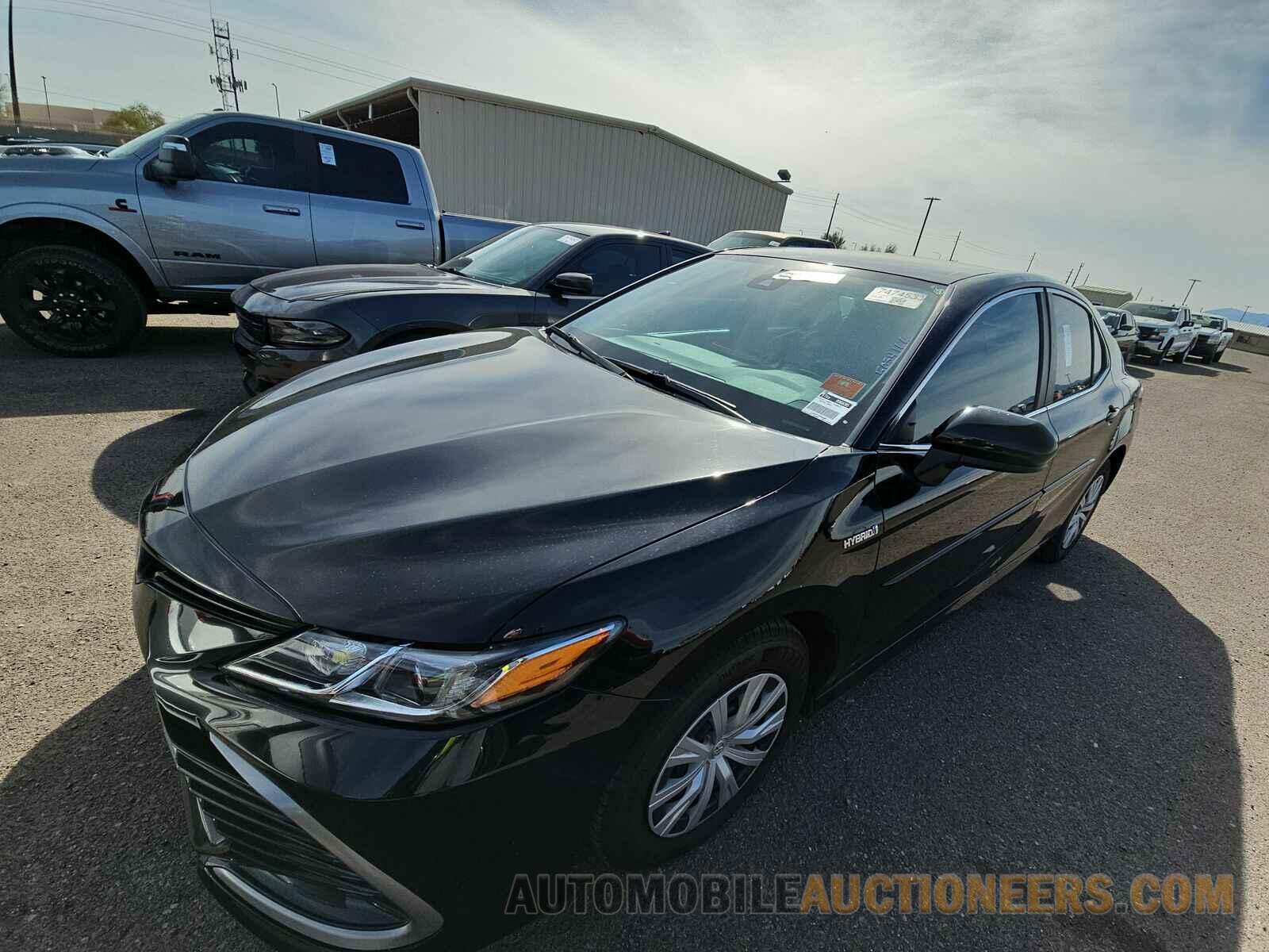 4T1C31AKXMU565263 Toyota Camry Hybrid 2021