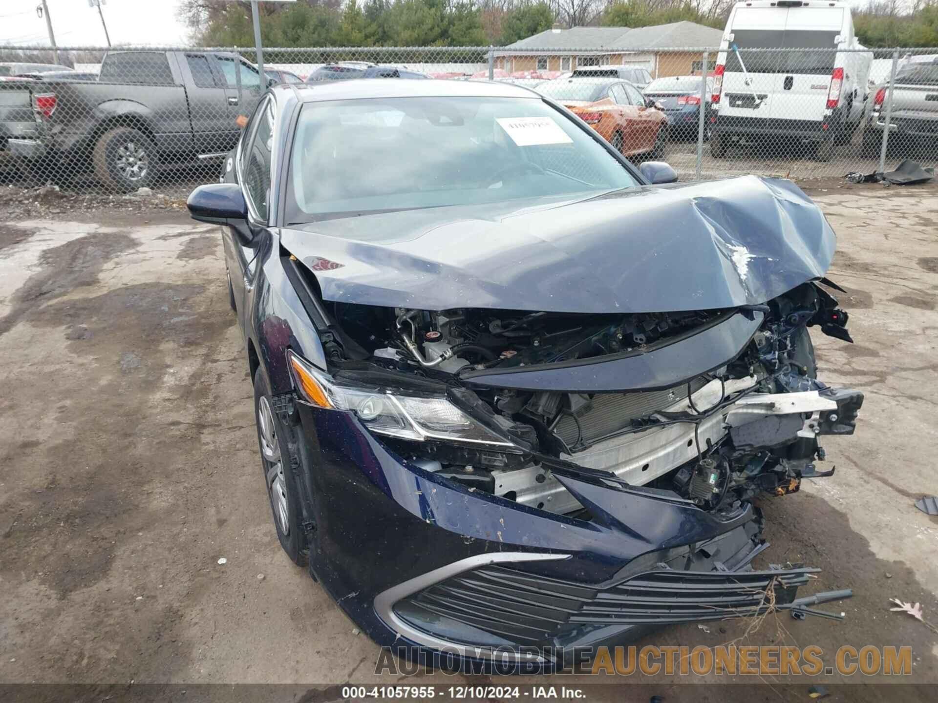 4T1C31AKXMU565585 TOYOTA CAMRY 2021