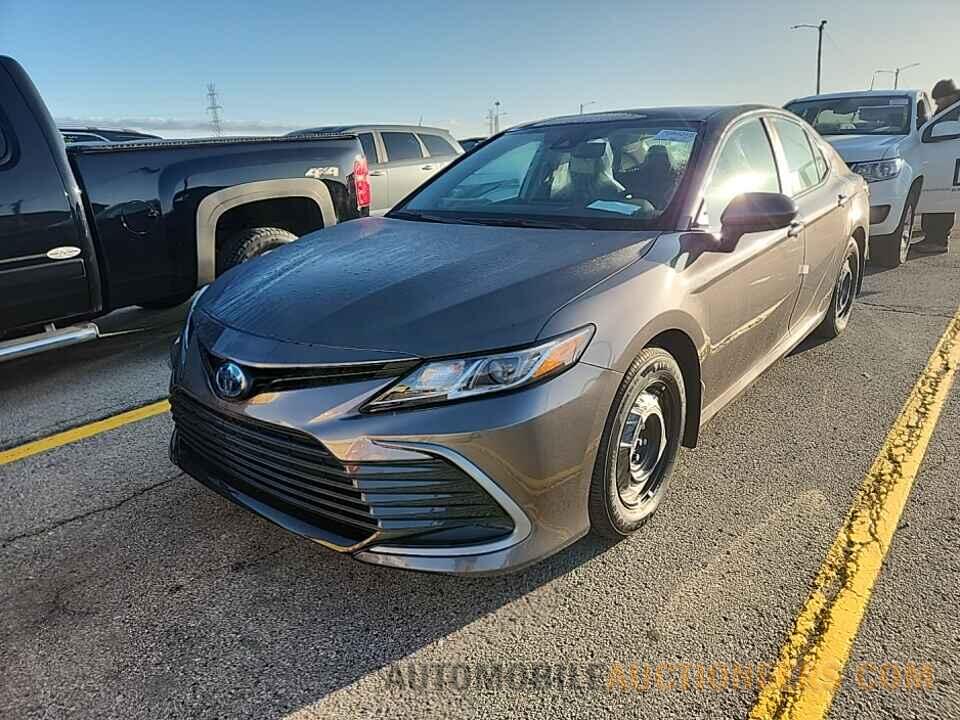 4T1C31AKXRU620947 Toyota Camry Hybrid 2024