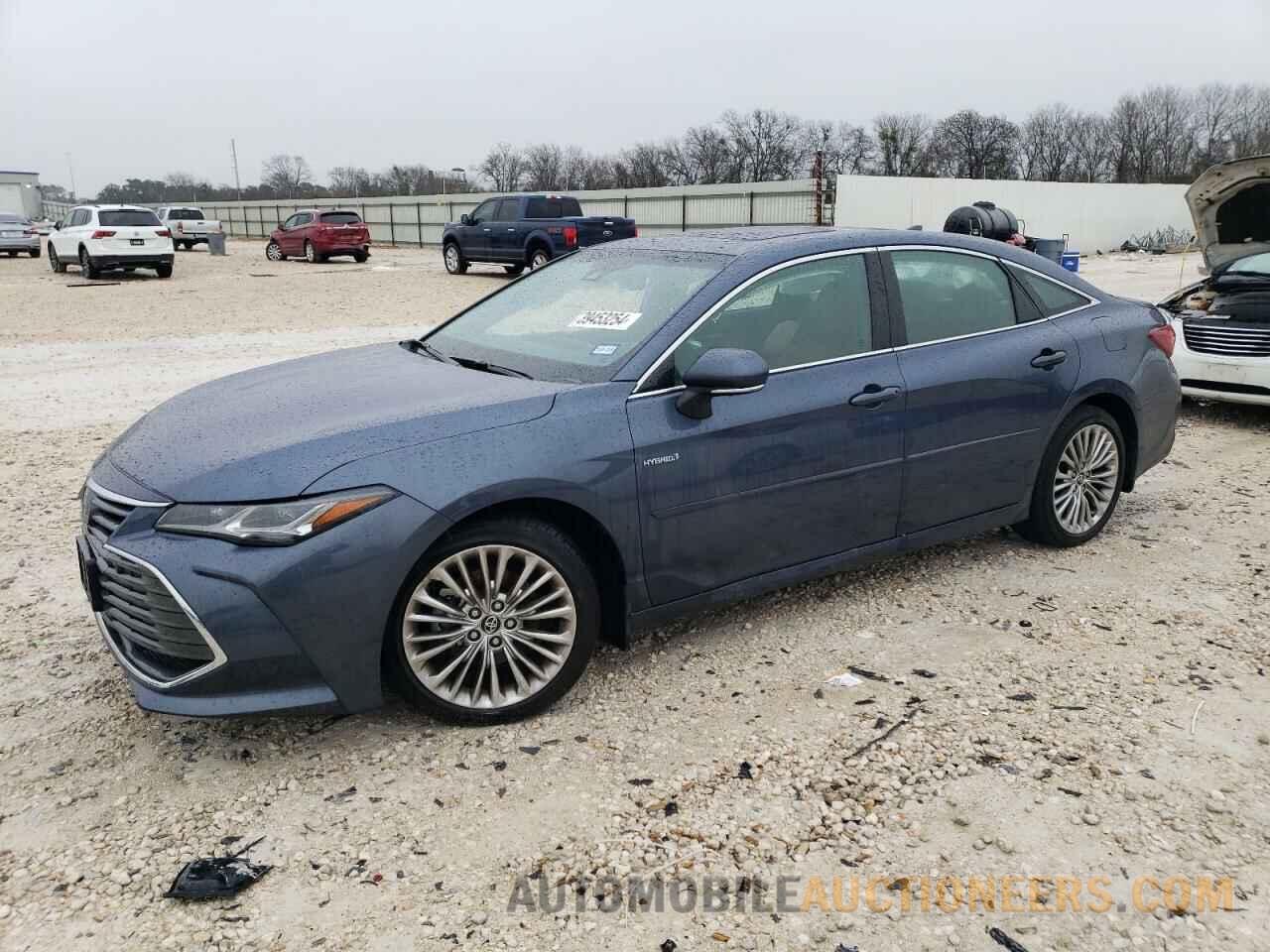 4T1D21FBXLU013728 TOYOTA AVALON 2020