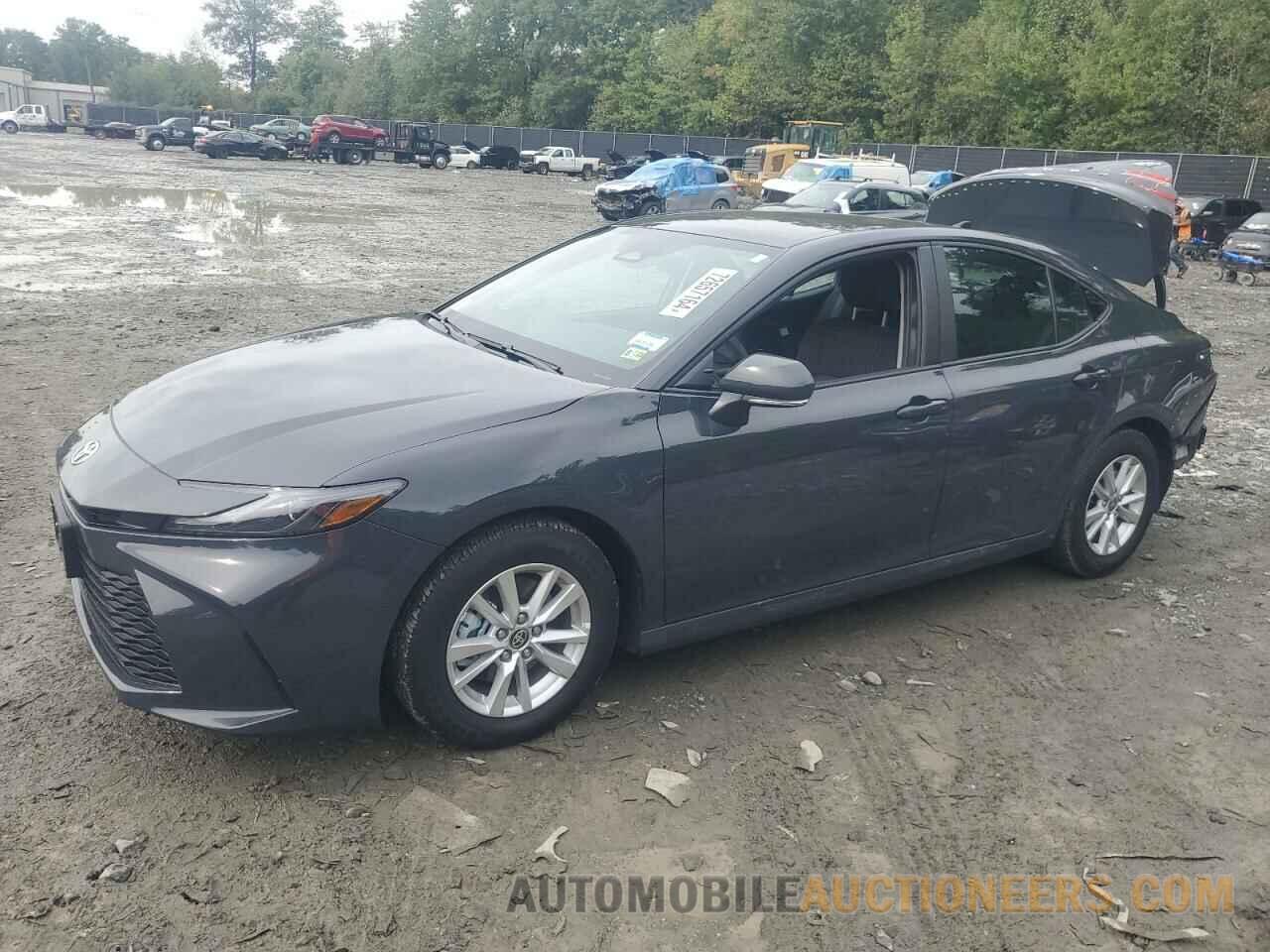 4T1DAACKXSU037033 TOYOTA CAMRY 2025