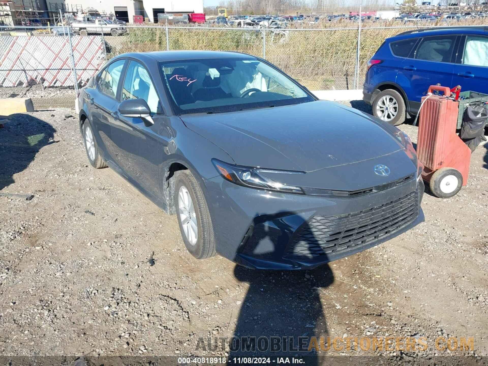 4T1DAACKXSU512132 TOYOTA CAMRY 2025