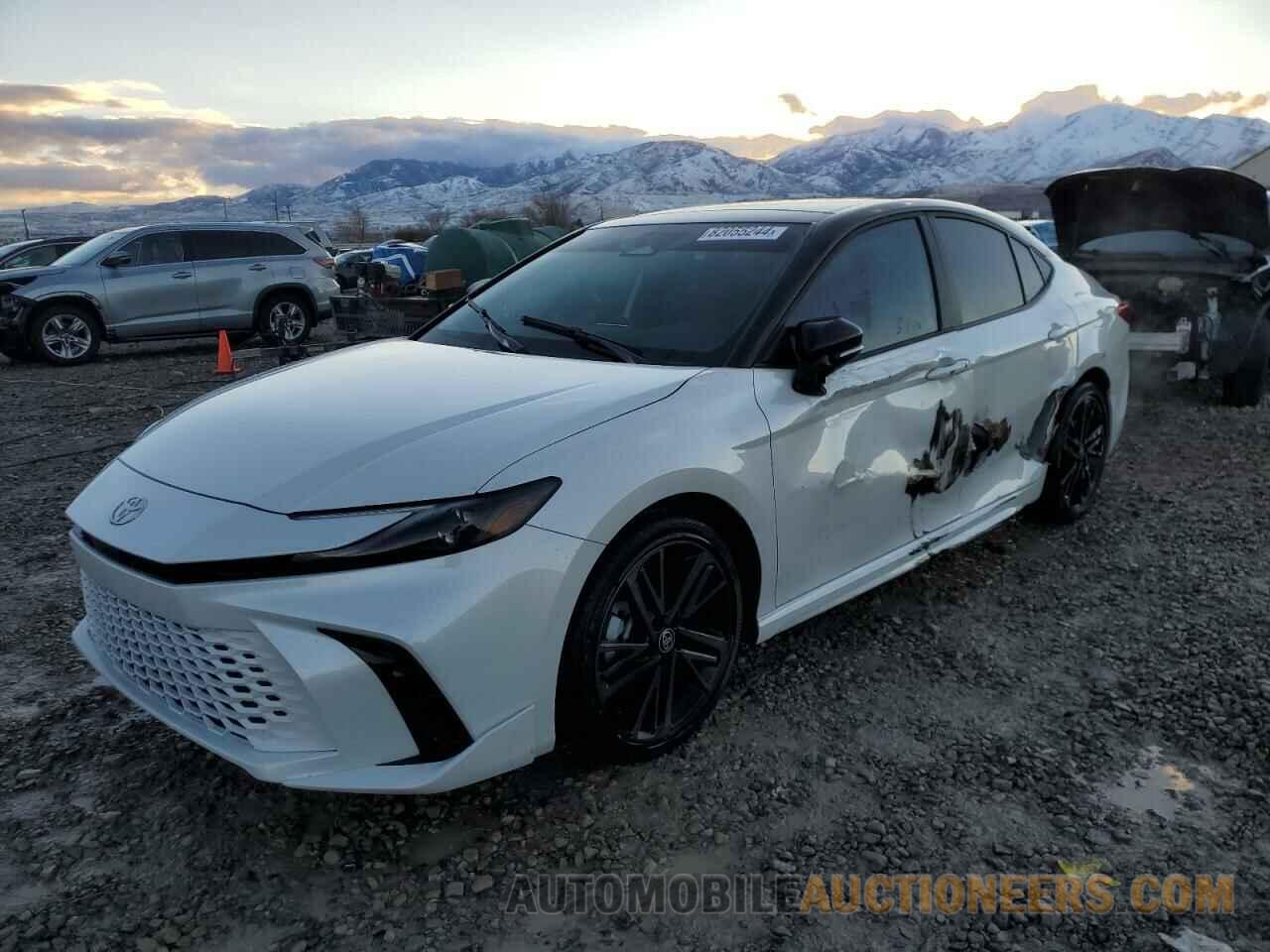 4T1DBADK5SU001312 TOYOTA CAMRY 2025