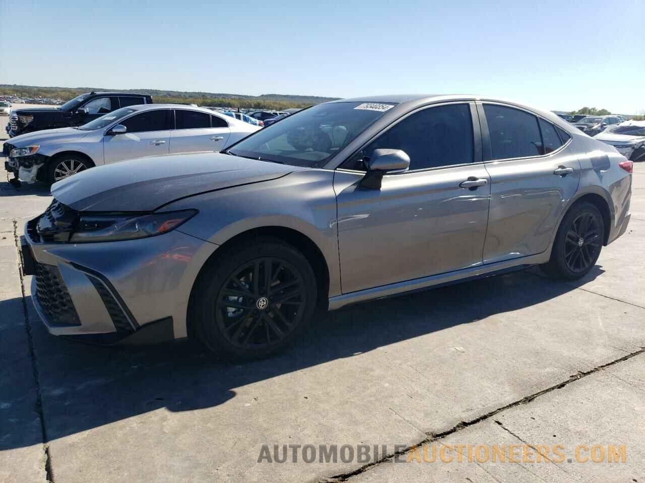 4T1DBADK7SU513198 TOYOTA CAMRY 2025