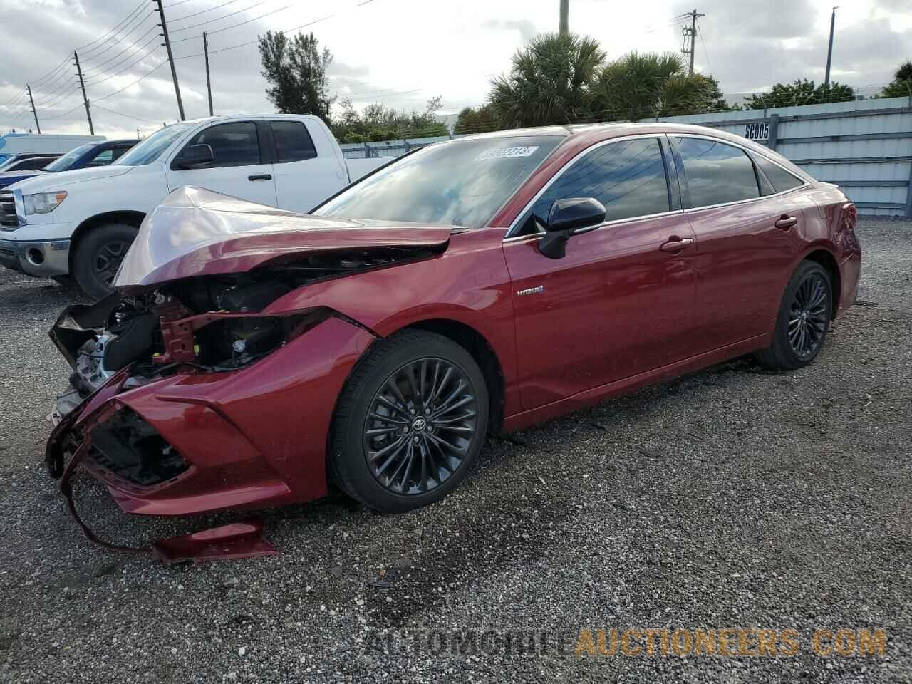 4T1E21FB9LU013384 TOYOTA AVALON 2020