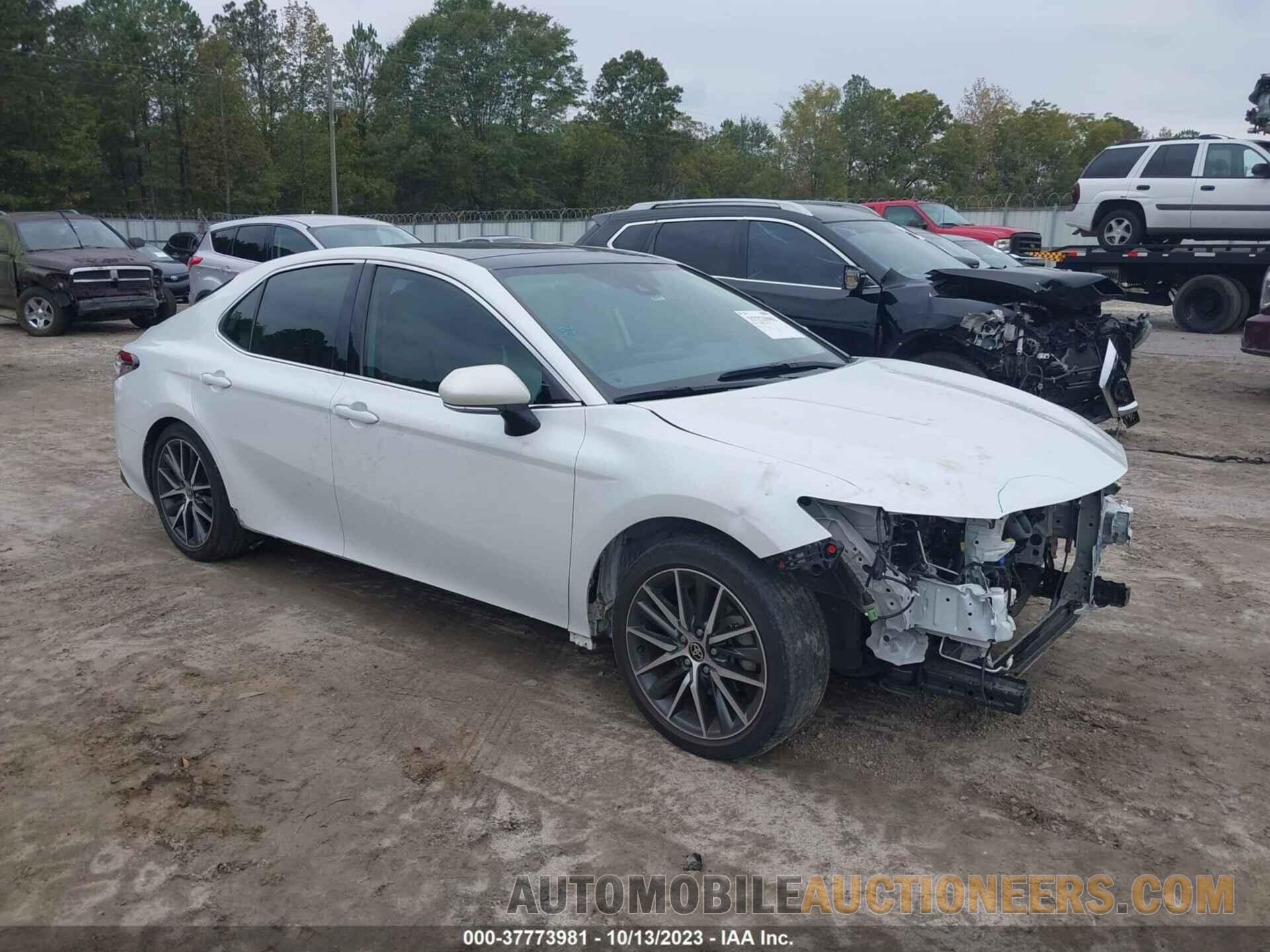 4T1F11AK1MU461618 TOYOTA CAMRY 2021