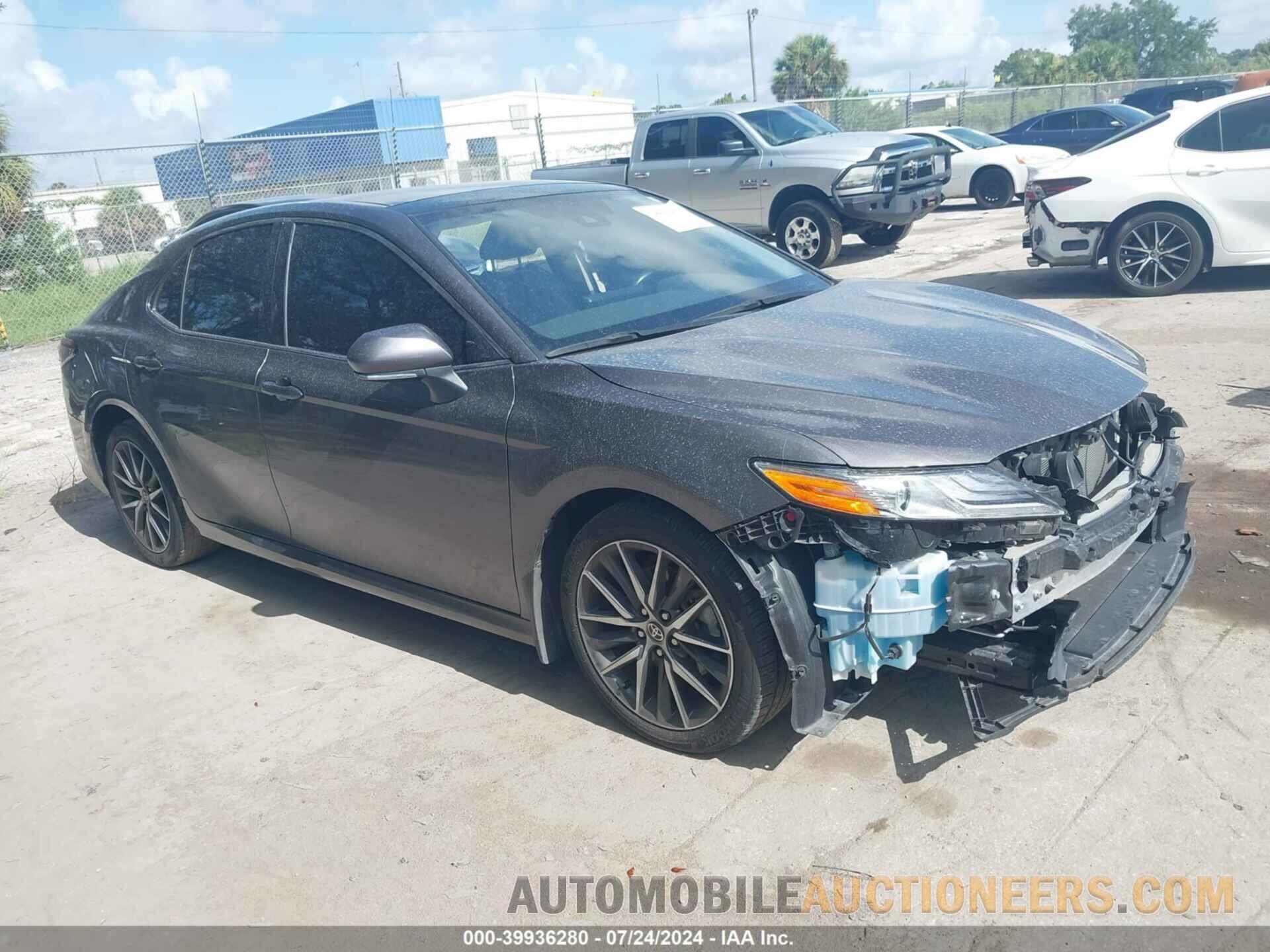 4T1F11AK2MU575871 TOYOTA CAMRY 2021