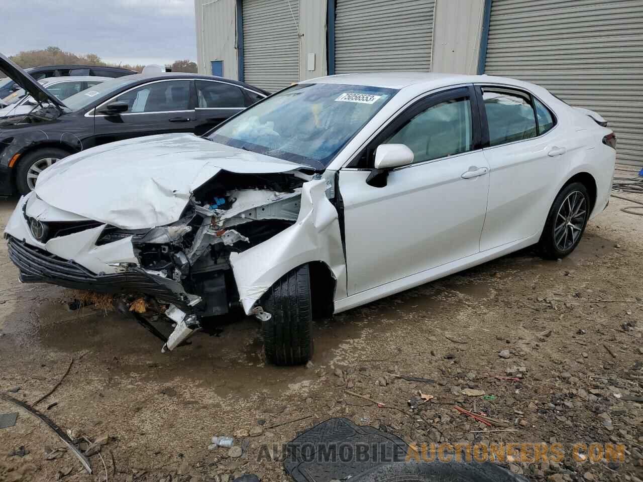 4T1F11AK3MU442231 TOYOTA CAMRY 2021