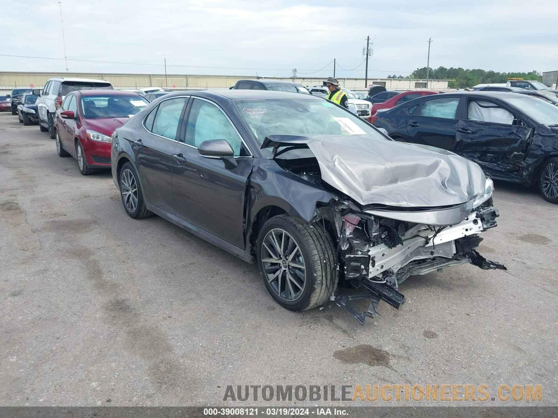 4T1F11AK4RU906926 TOYOTA CAMRY 2024