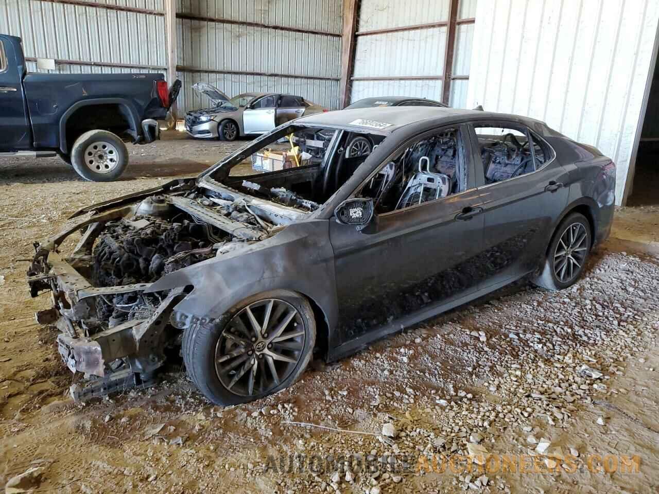 4T1F11AK5NU711475 TOYOTA CAMRY 2022