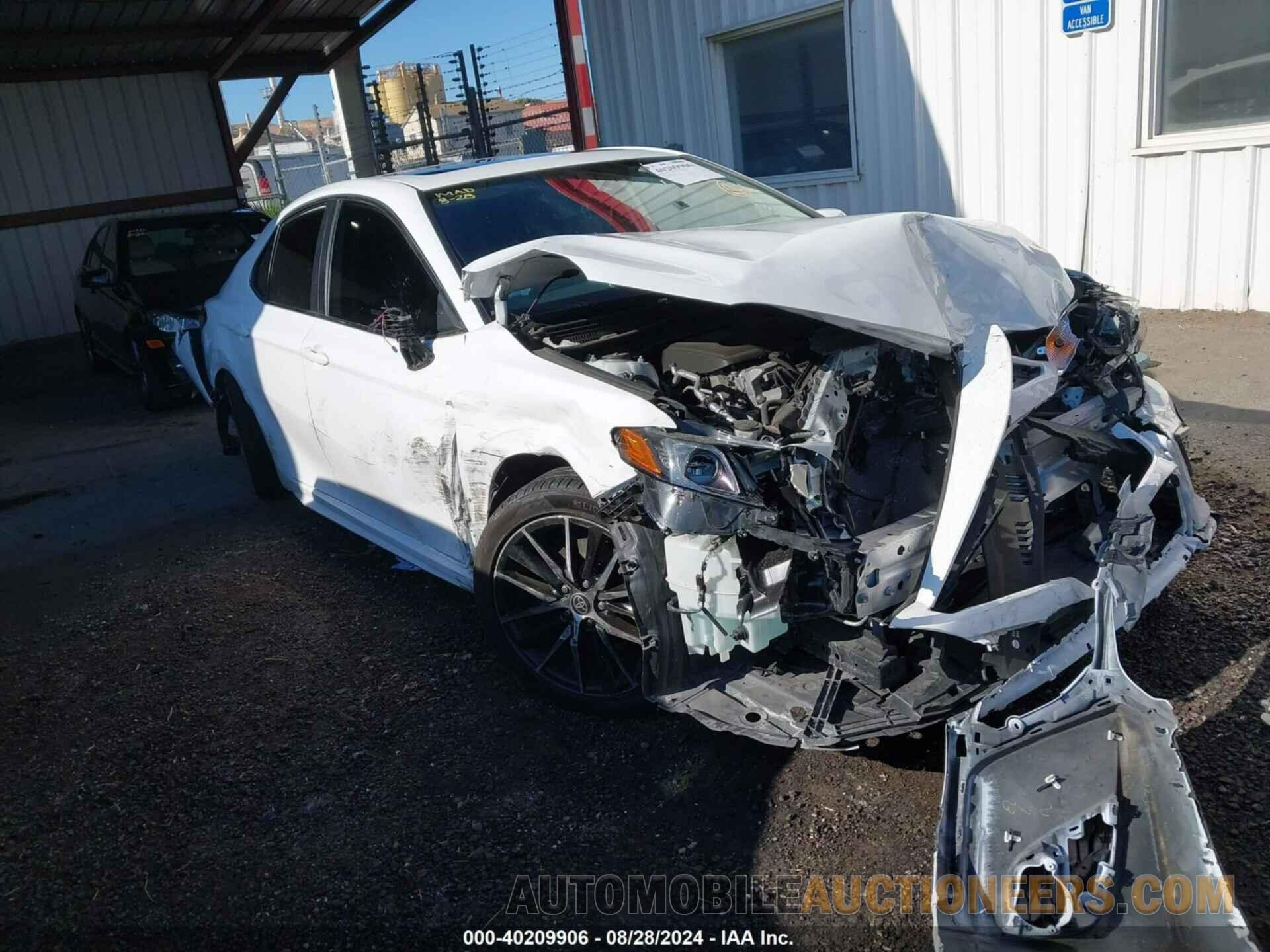 4T1F11AK6MU577556 TOYOTA CAMRY 2021