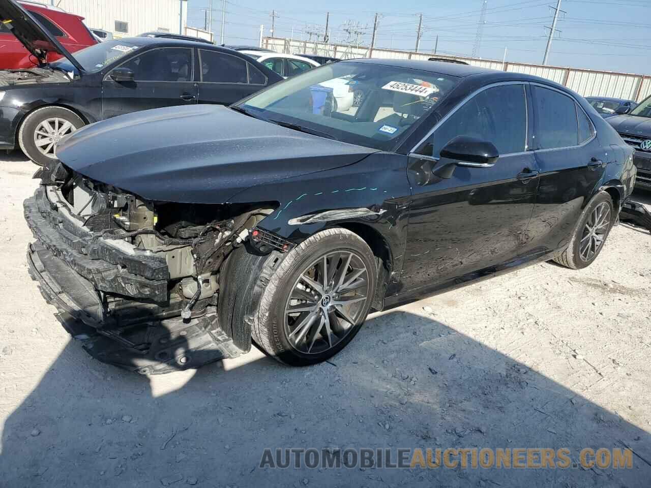 4T1F11AK7PU176975 TOYOTA CAMRY 2023