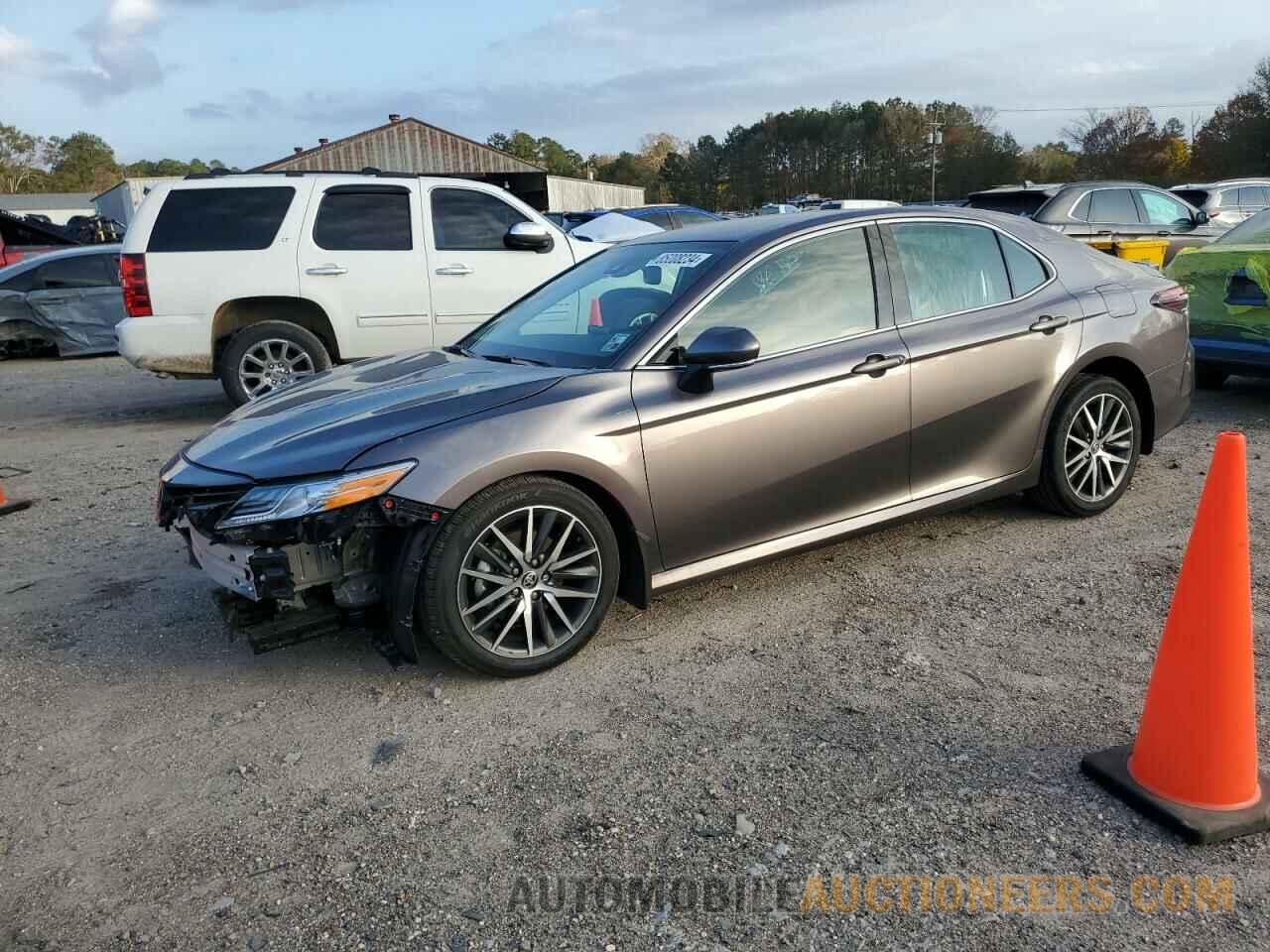 4T1F11AK9RU224429 TOYOTA CAMRY 2024