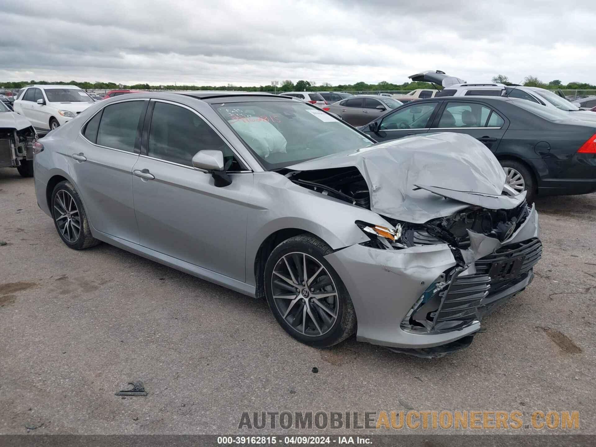 4T1F11AKXMU467305 TOYOTA CAMRY 2021