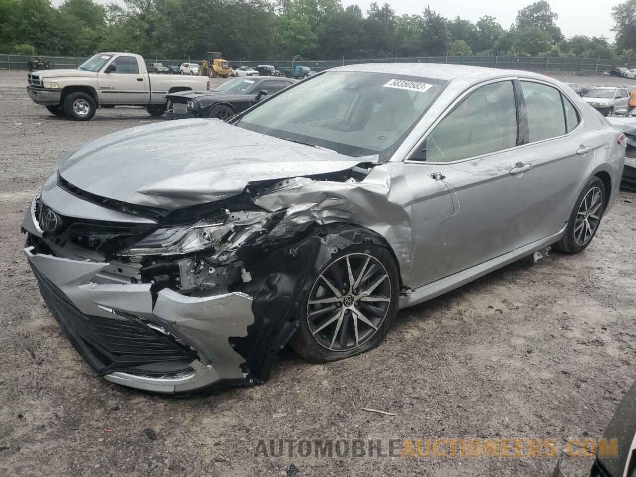 4T1F11AKXNU013718 TOYOTA CAMRY 2022