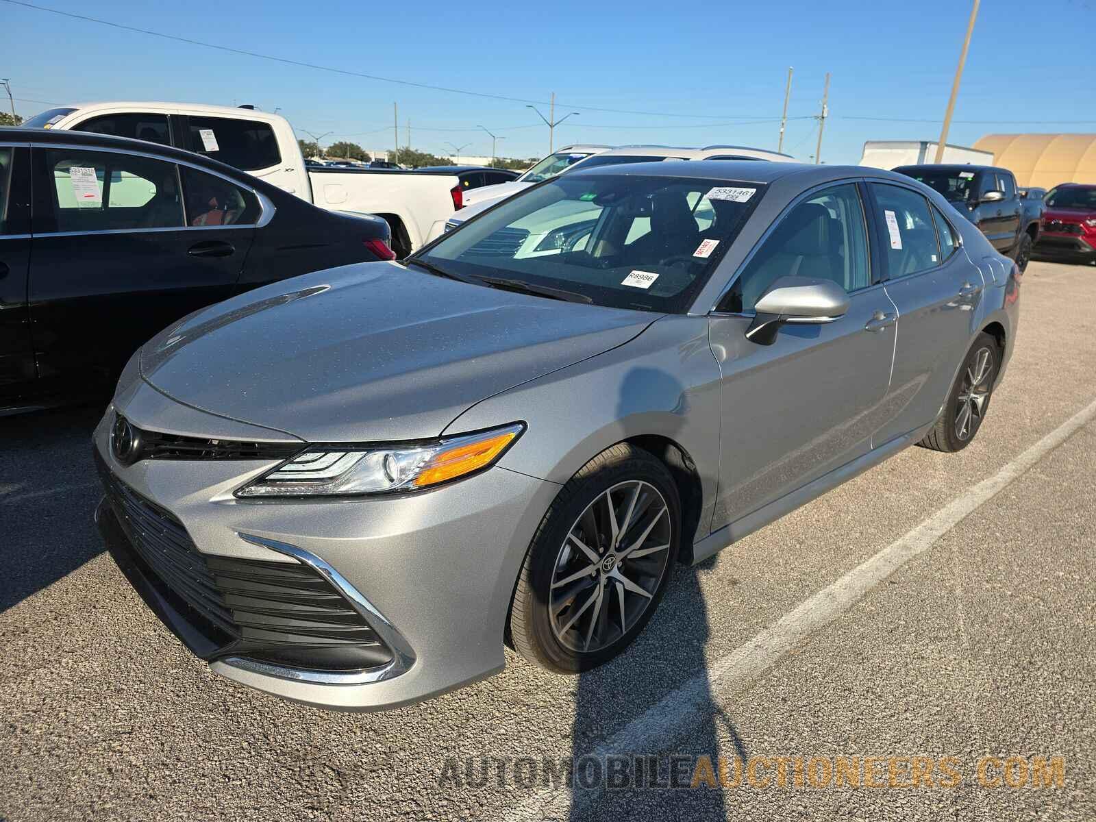 4T1F11AKXPU175898 Toyota Camry 2023