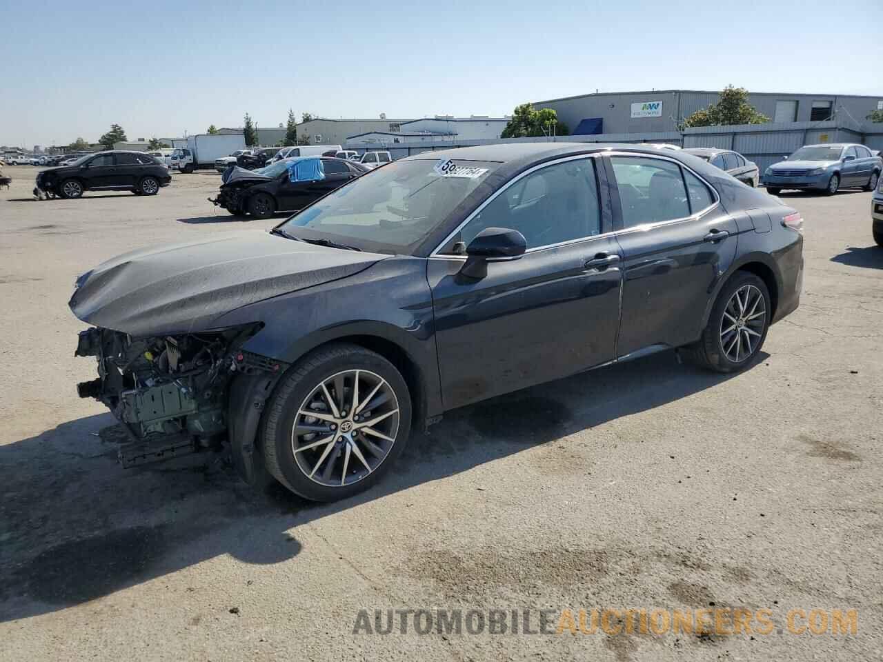 4T1F11BK2MU038366 TOYOTA CAMRY 2021