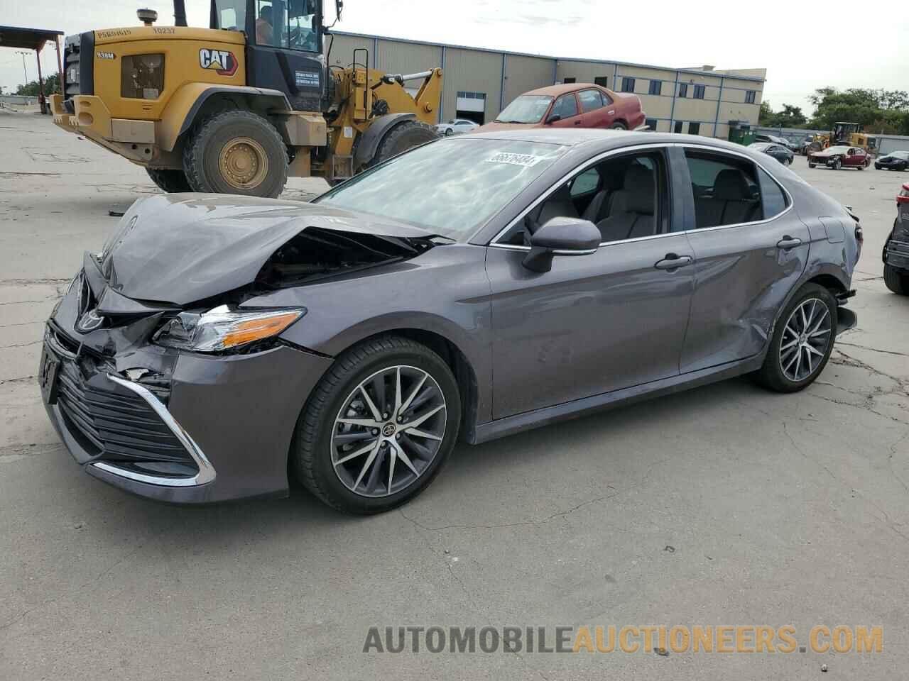 4T1F11BK2NU057582 TOYOTA CAMRY 2022